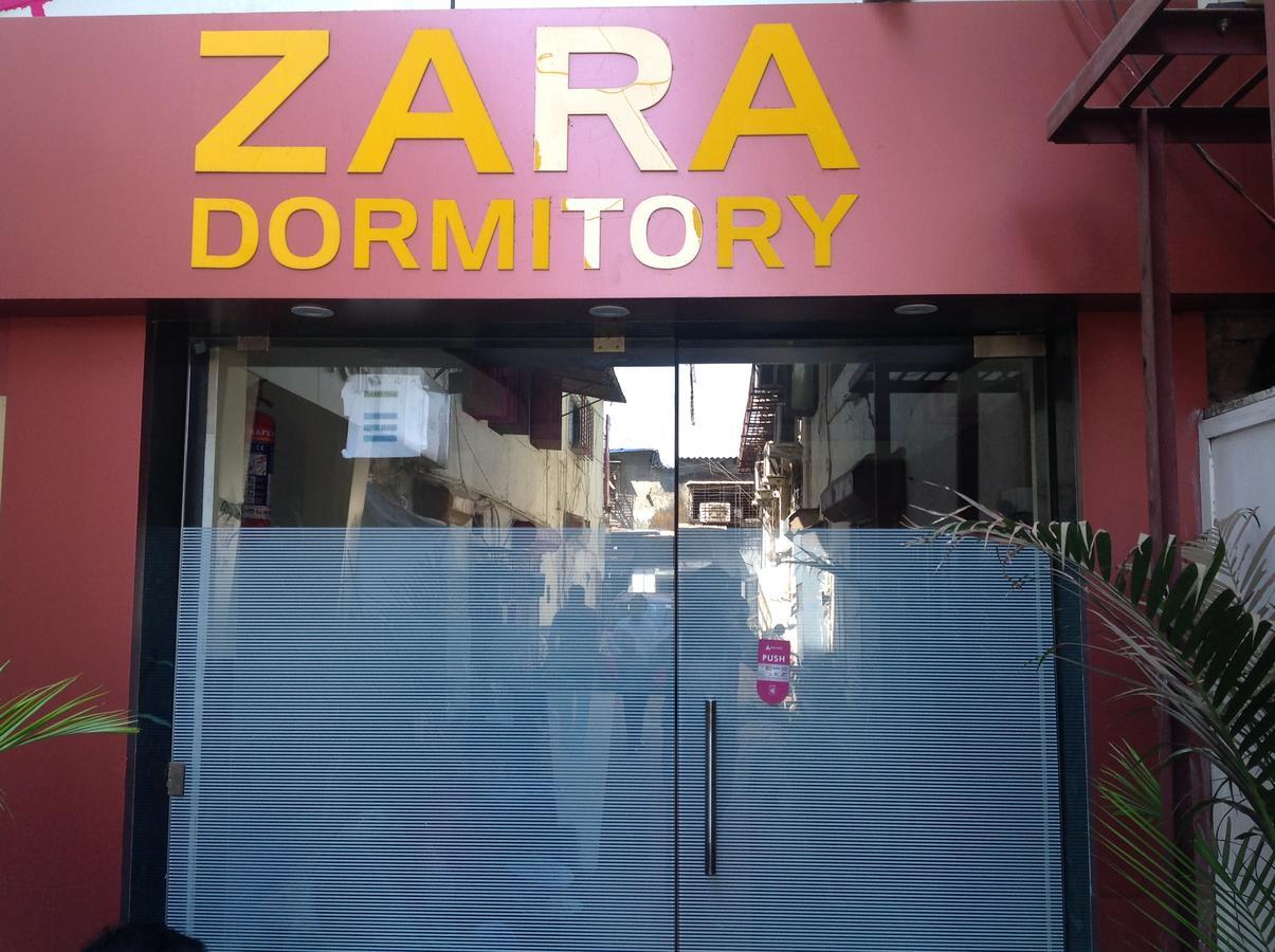 Zara Dormitory Mumbai Exteriör bild